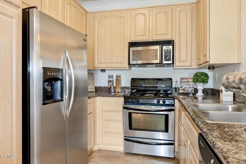 300 N El Molino Avenue 319