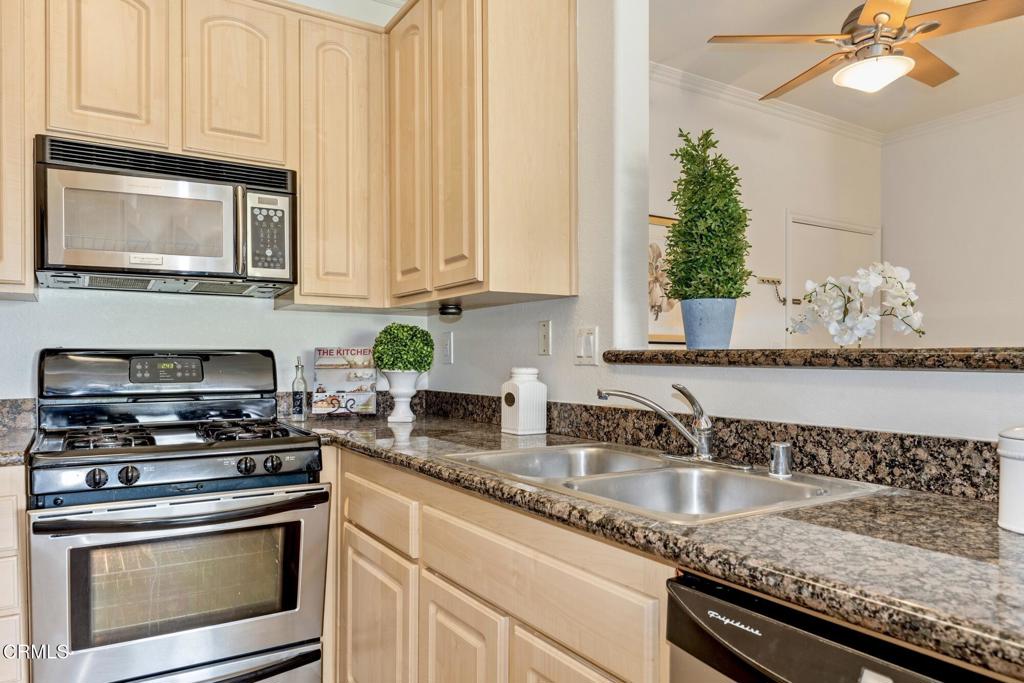 300 N El Molino Avenue 319