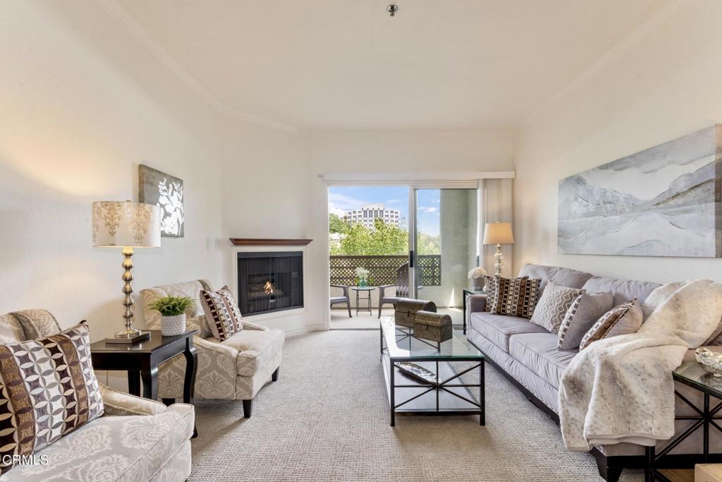 300 N El Molino Avenue 319