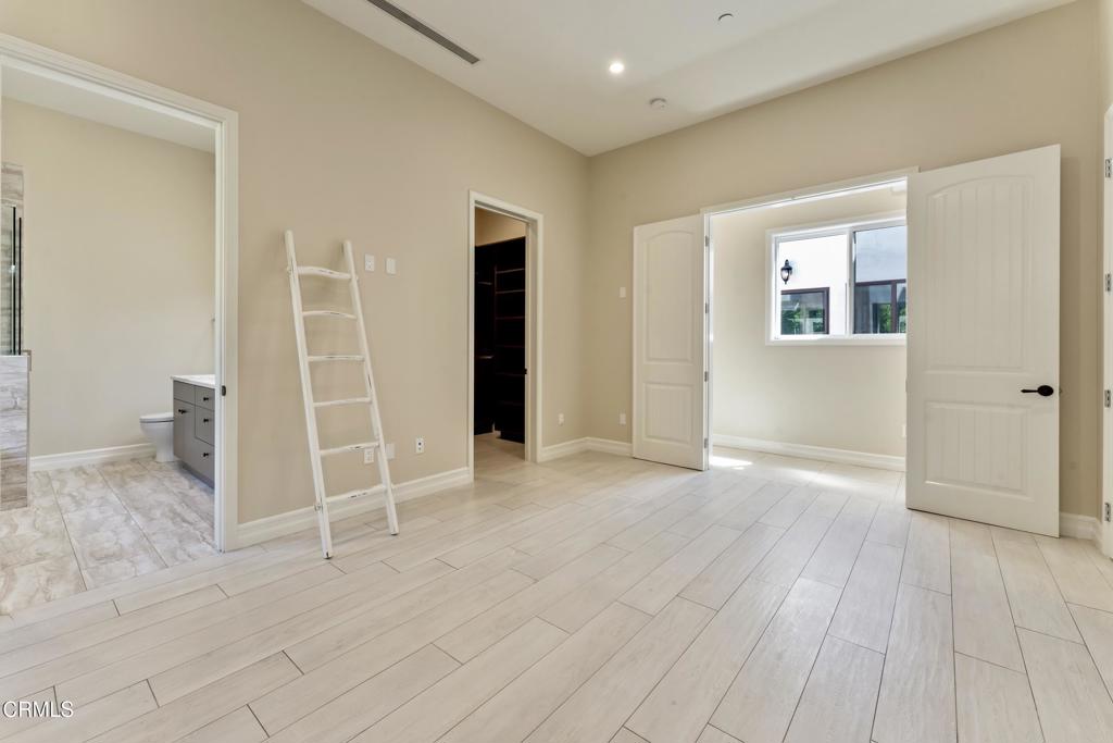 3143 E Sierra Madre Boulevard