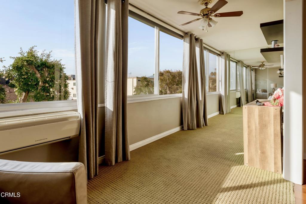 1299 Cordova Street 302