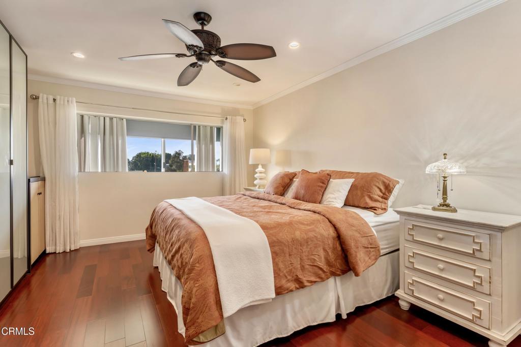 1299 Cordova Street 302