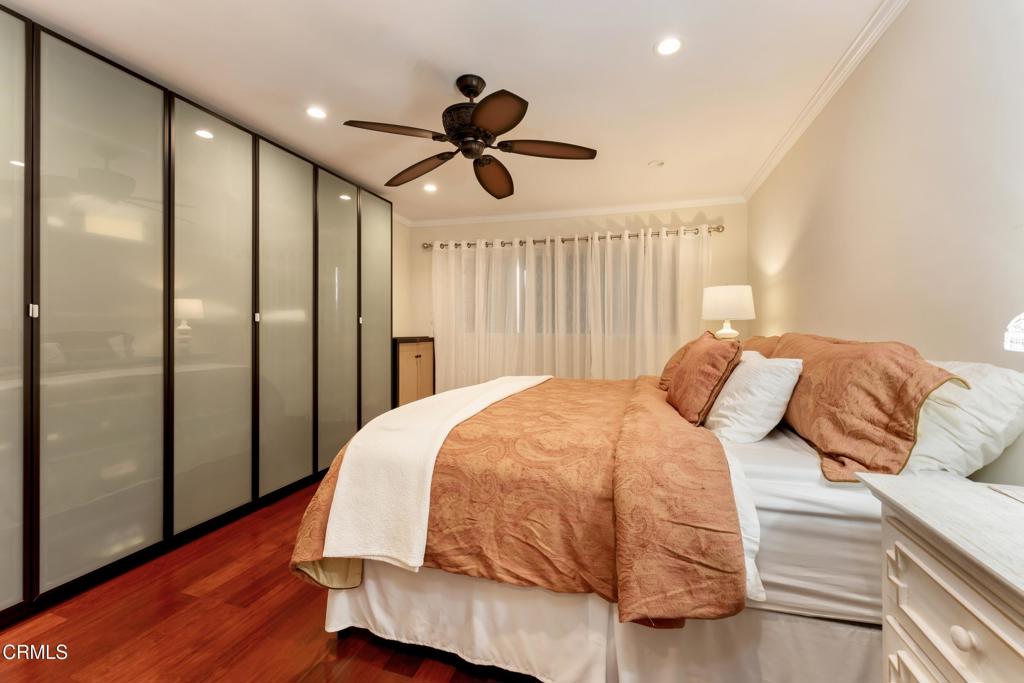 1299 Cordova Street 302