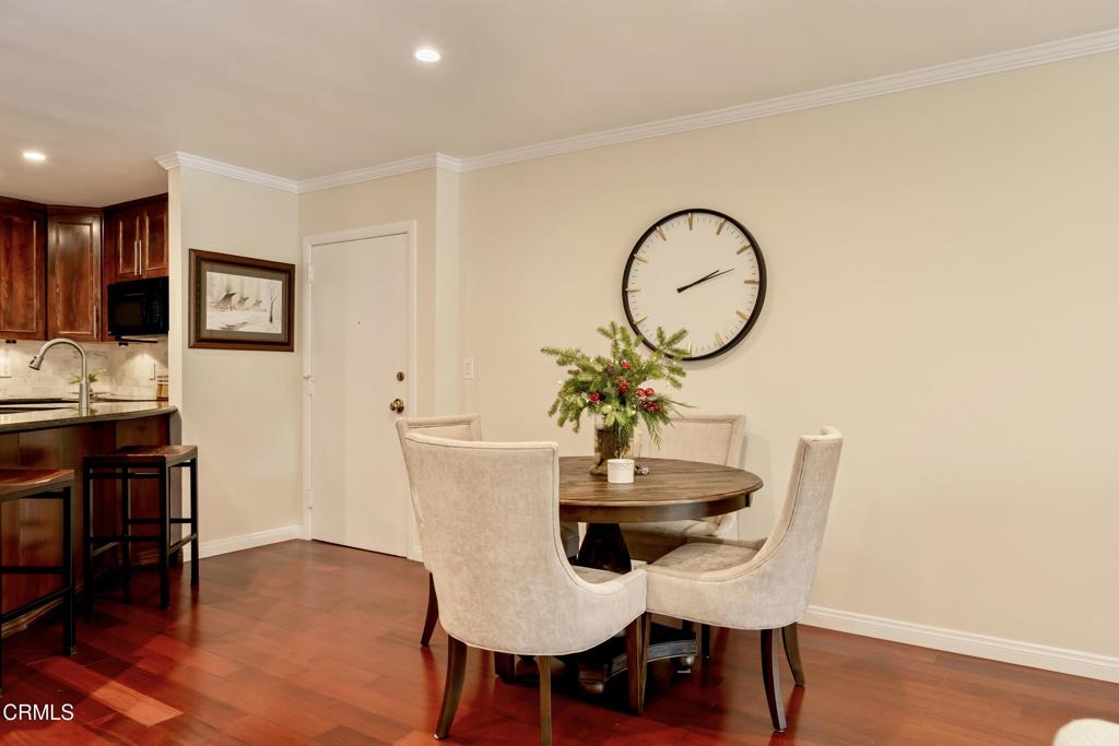 1299 Cordova Street 302