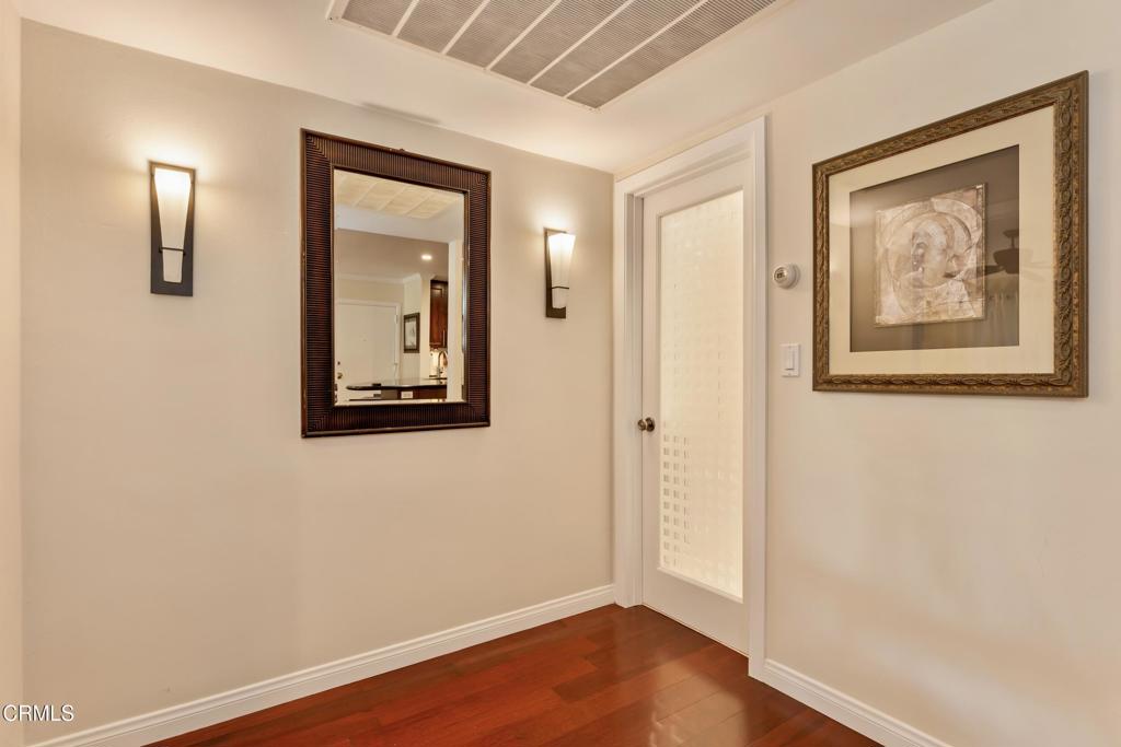 1299 Cordova Street 302