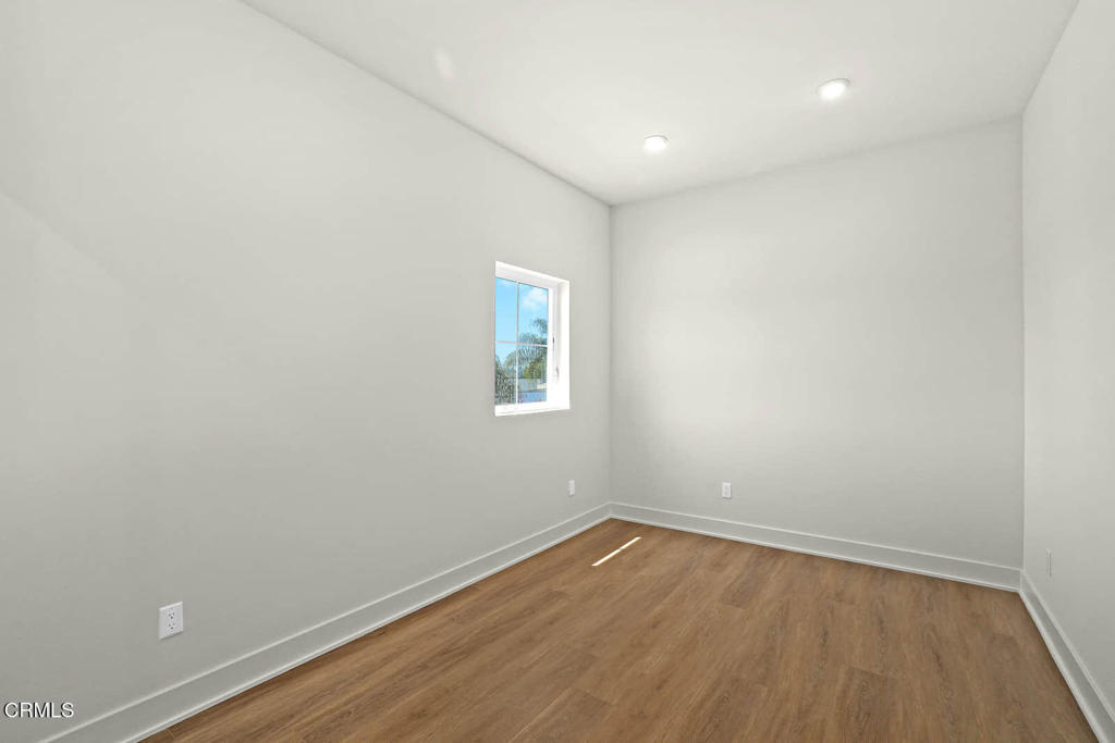 834 N Fair Oaks Avenue 105