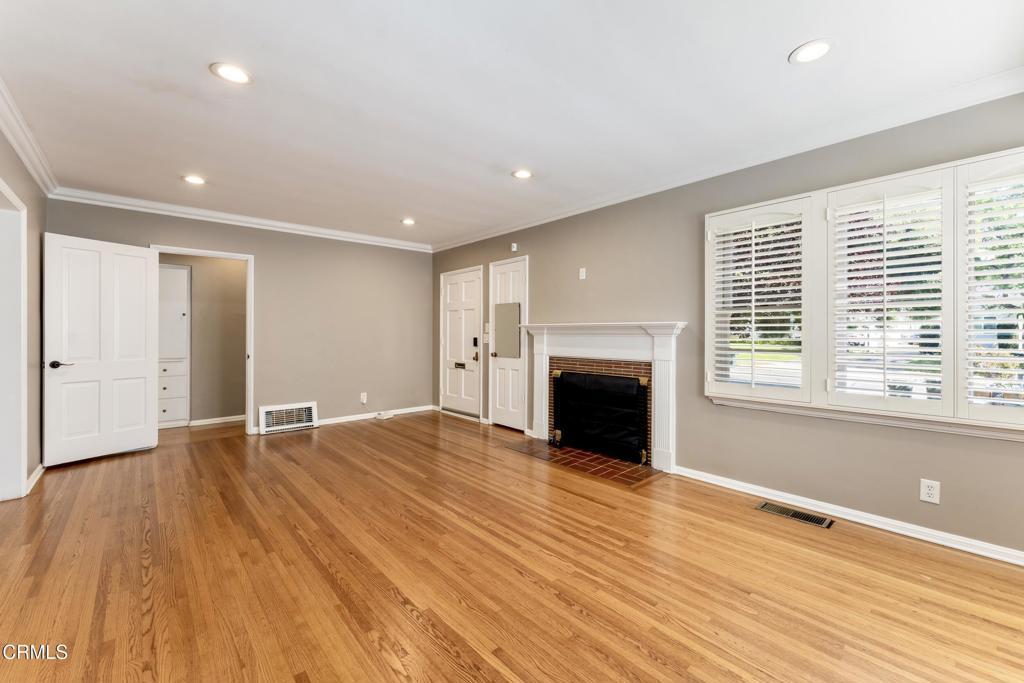 2254 Queensberry Road