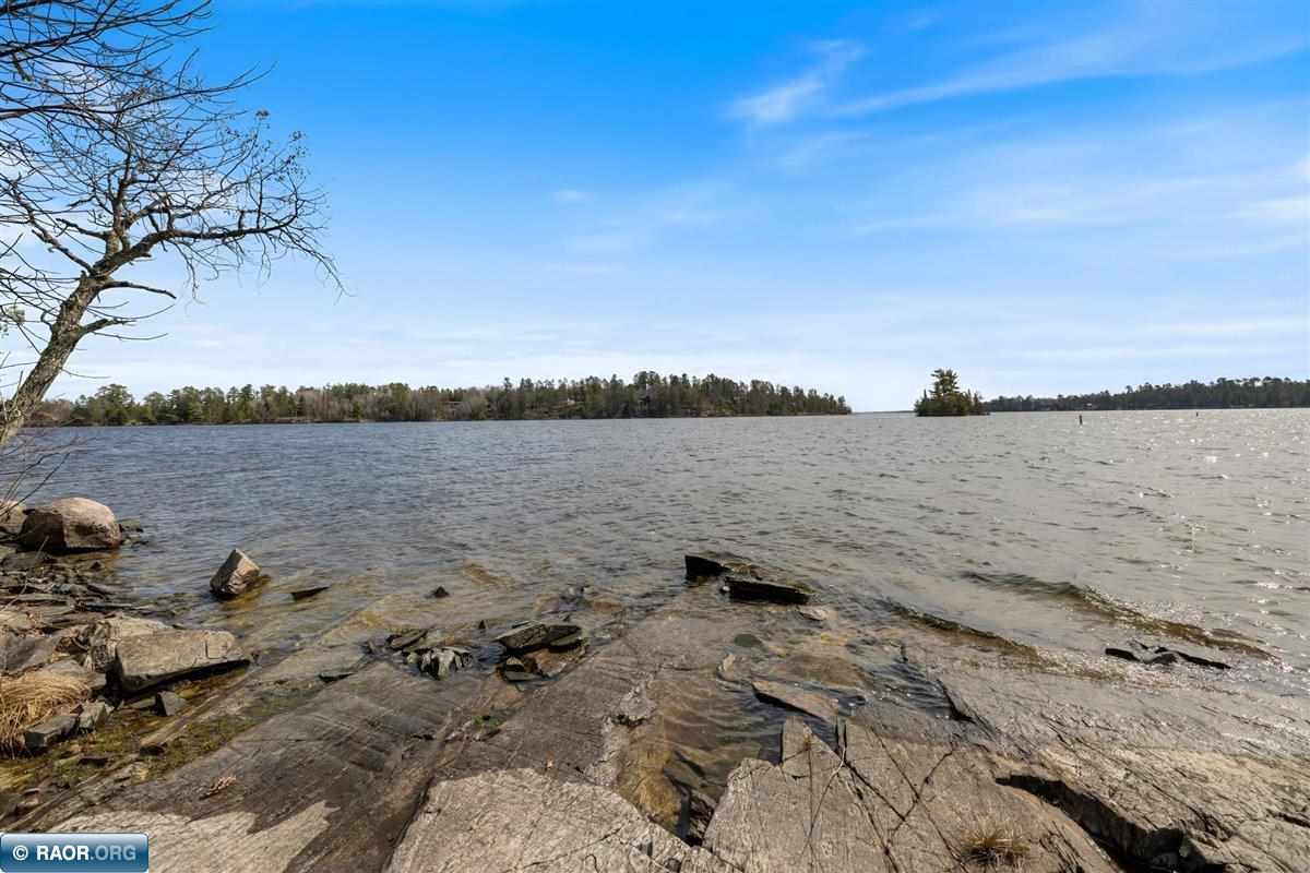 94200 Coughlan Island