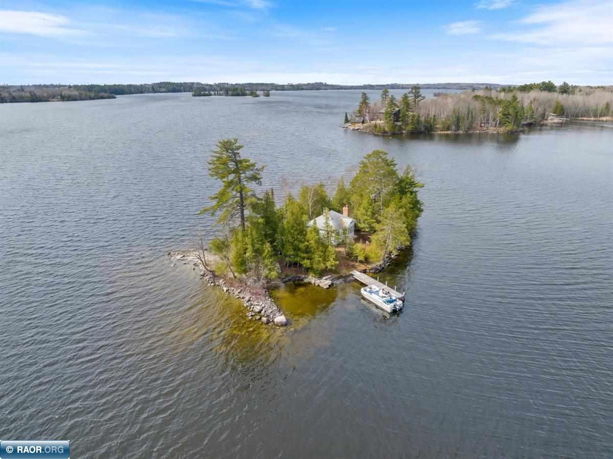 94200 Coughlan Island