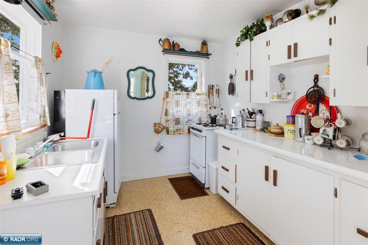 94200 Coughlan Island