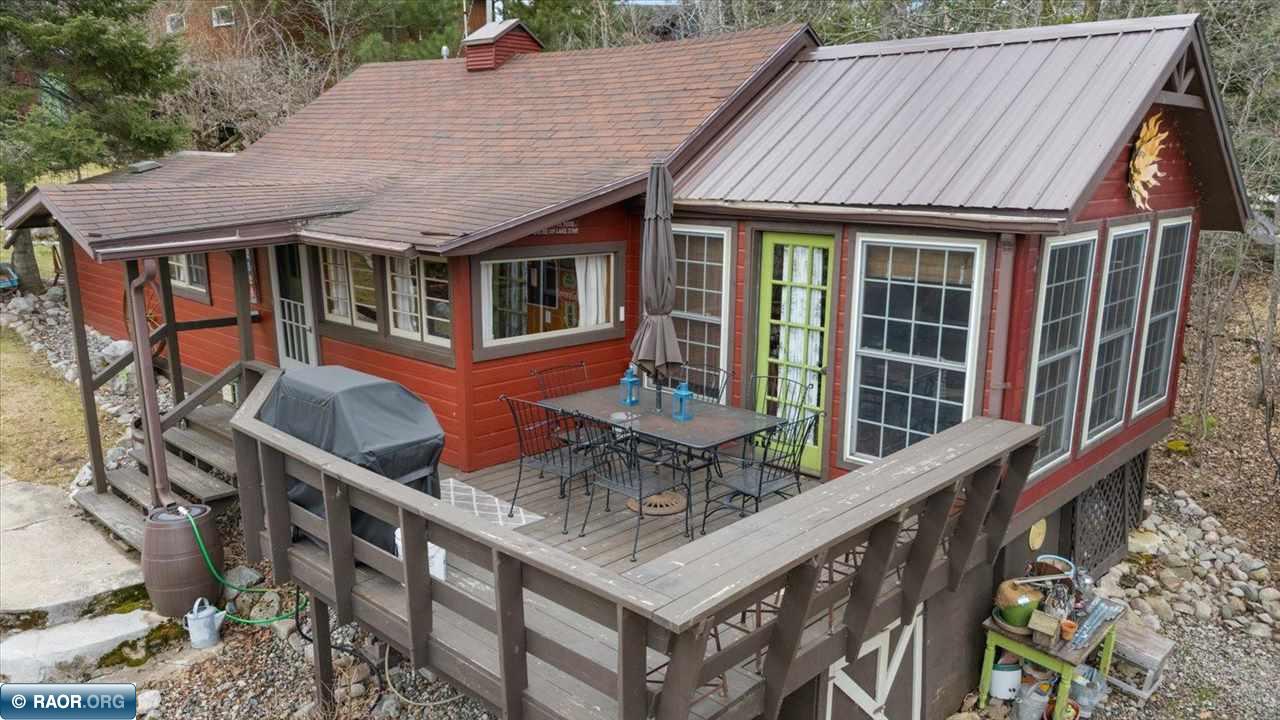 2528 Center Island Road