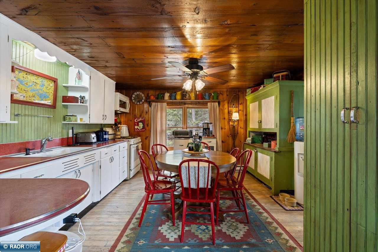 2528 Center Island Road