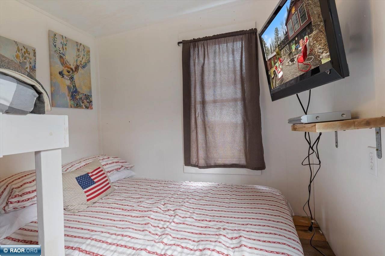 2528 Center Island Road