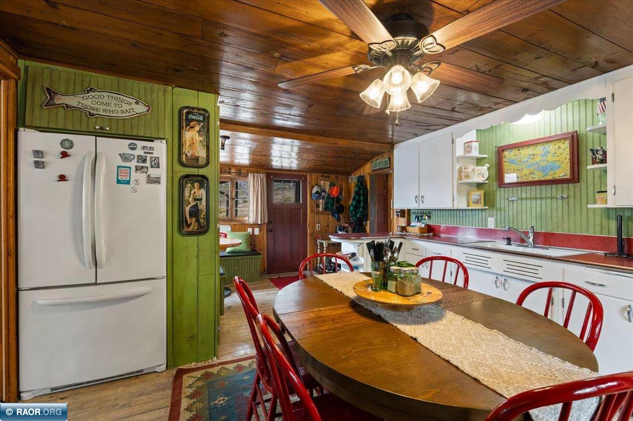 2528 Center Island Road