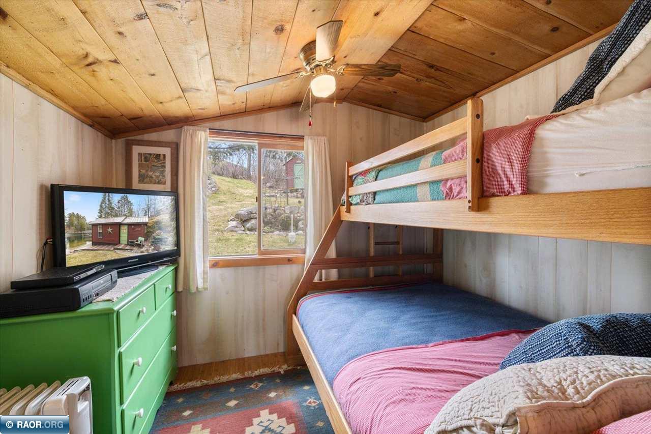 2528 Center Island Road