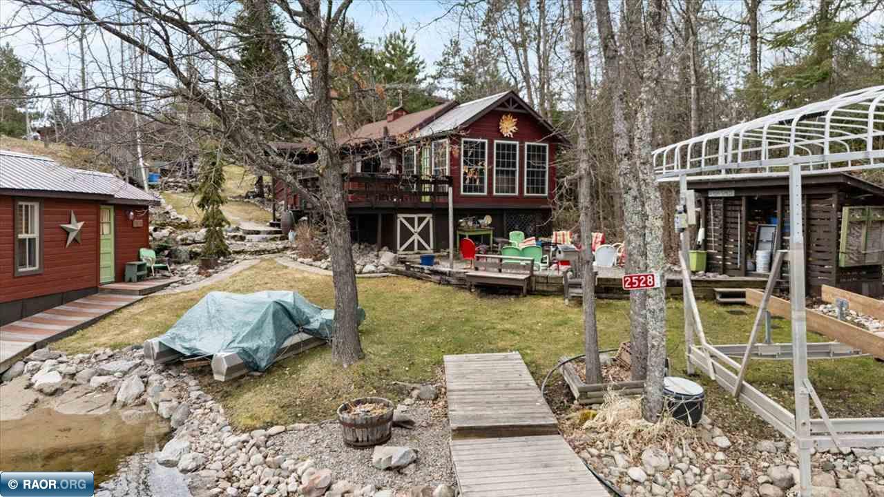 2528 Center Island Road