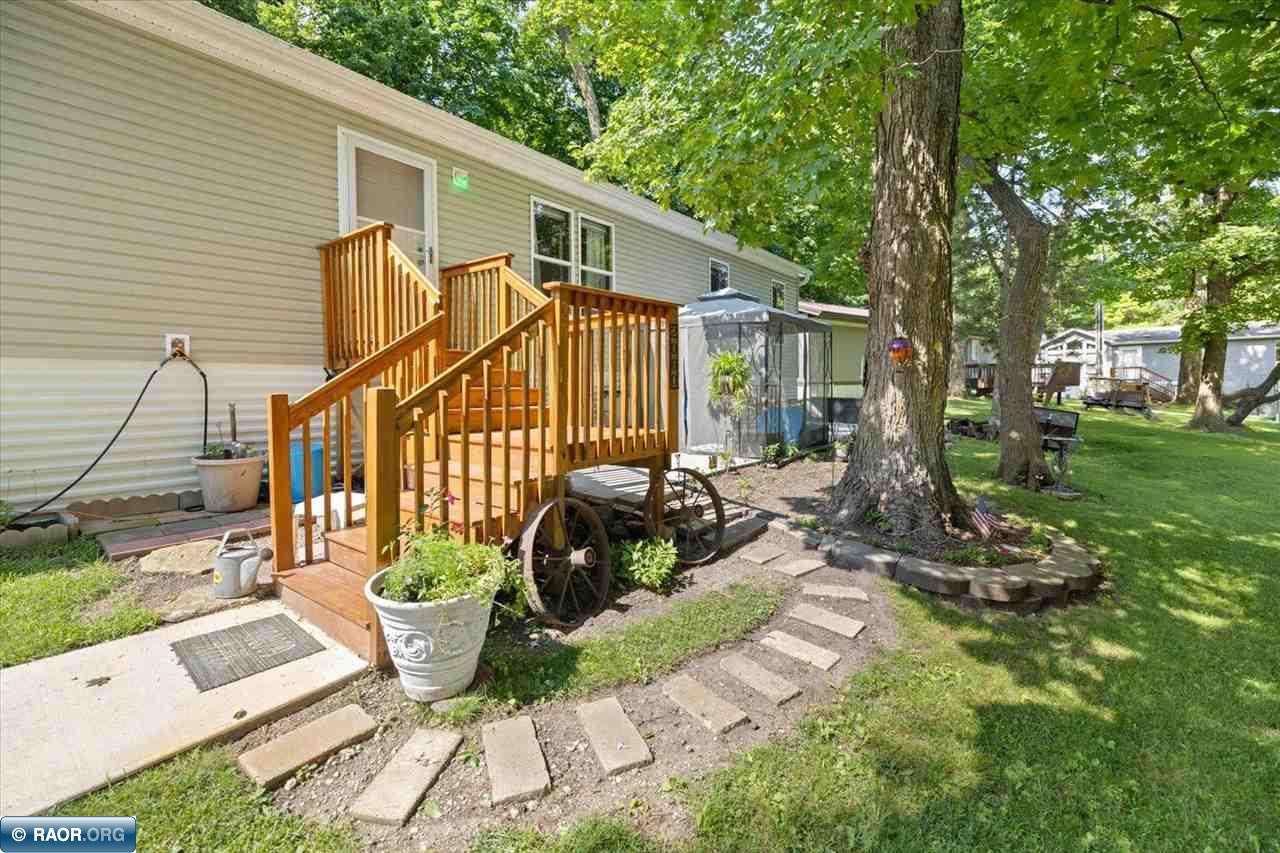 2060 clearwater Forest Dr S