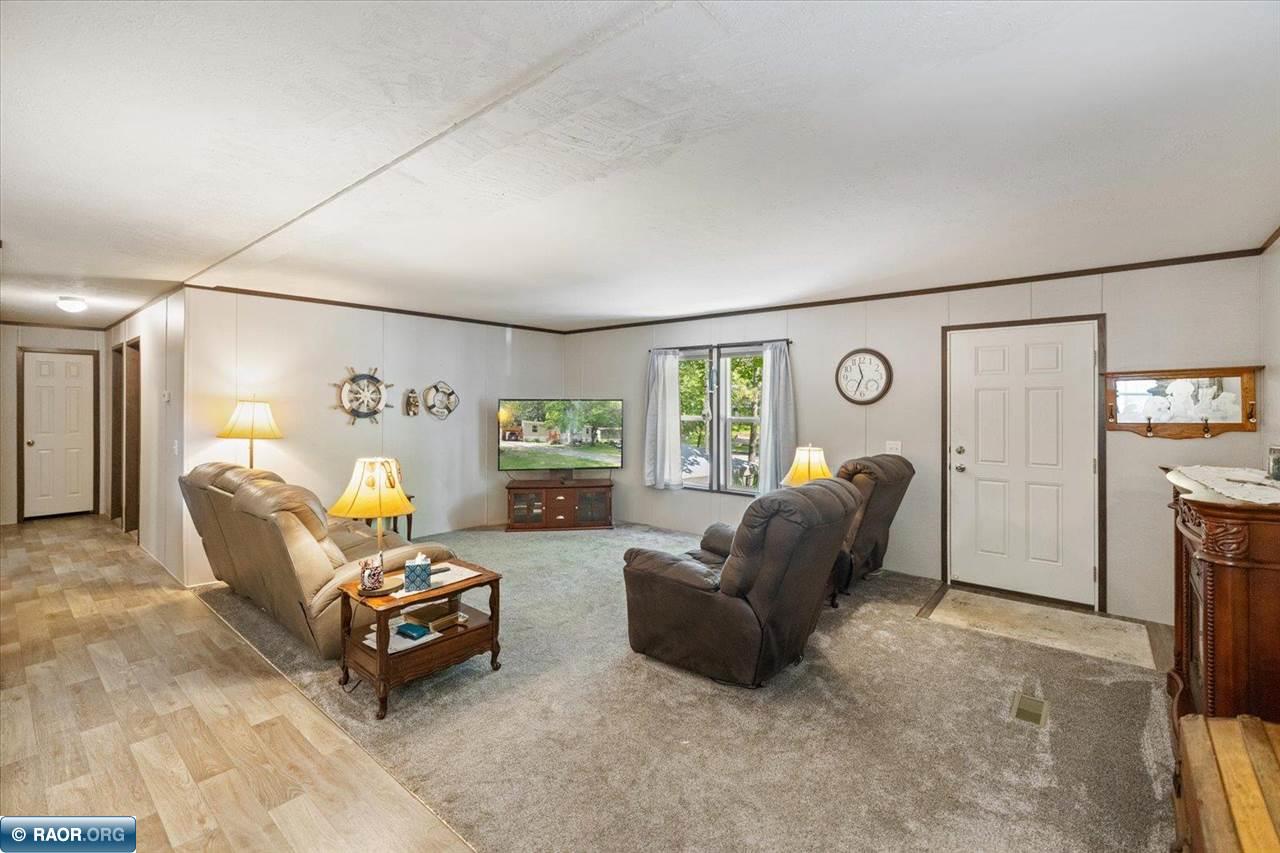 2060 clearwater Forest Dr S