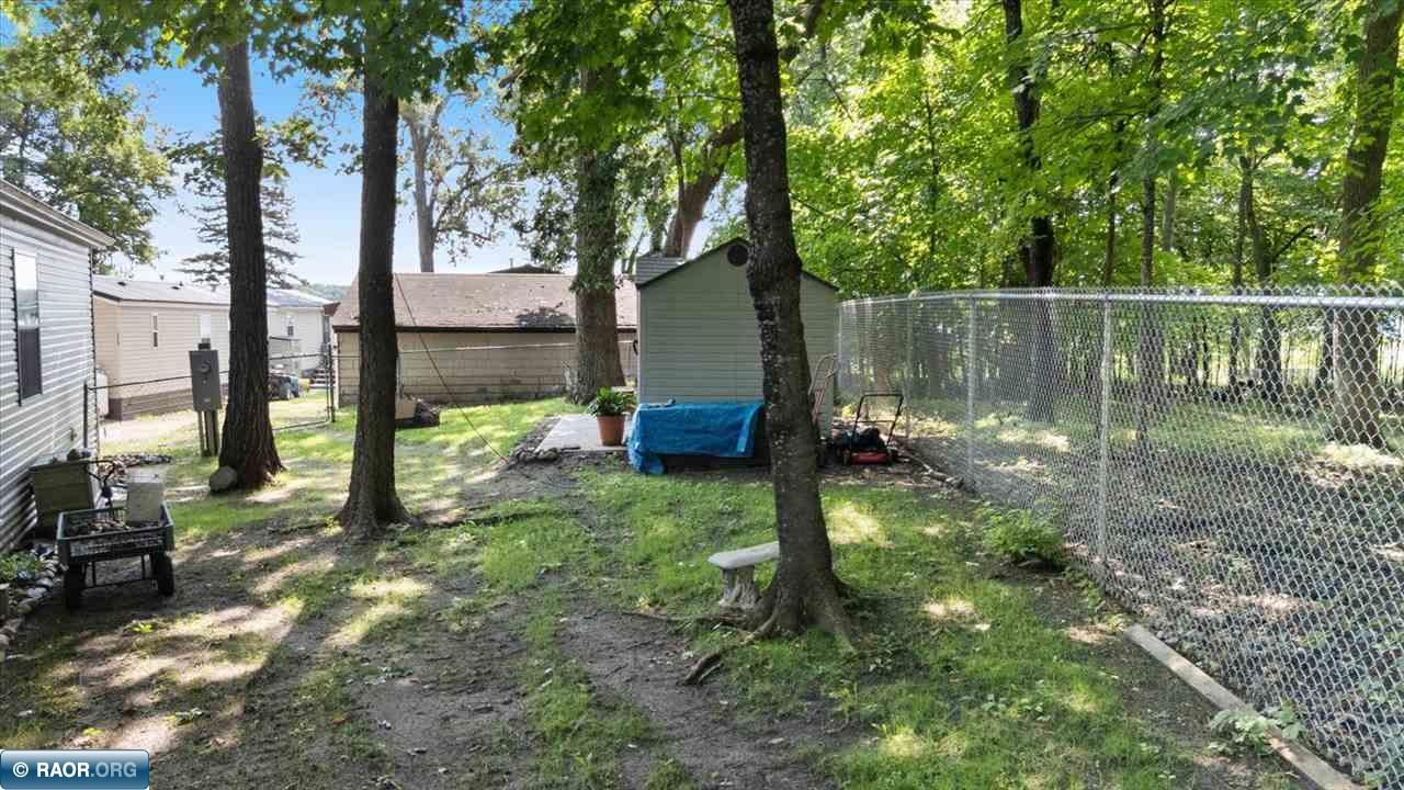 2060 clearwater Forest Dr S