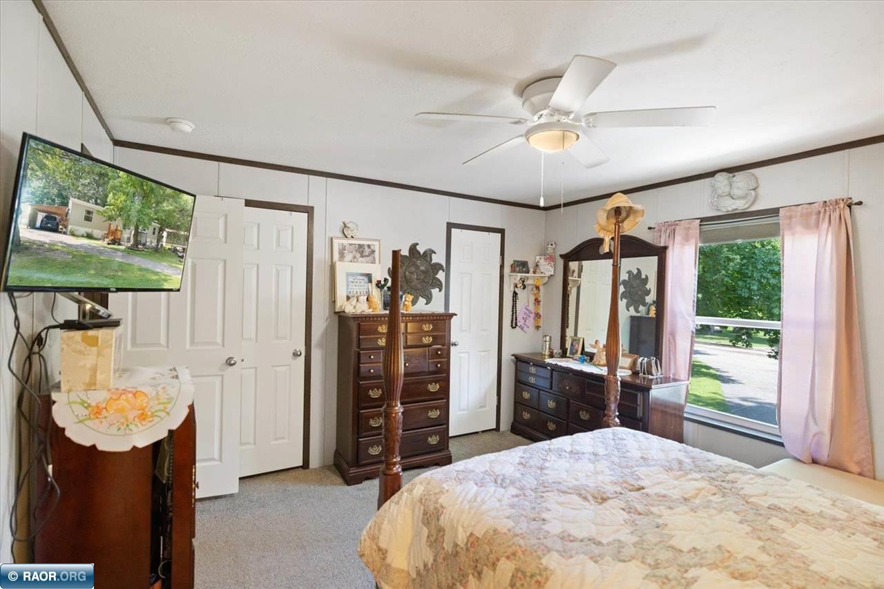 2060 clearwater Forest Dr S