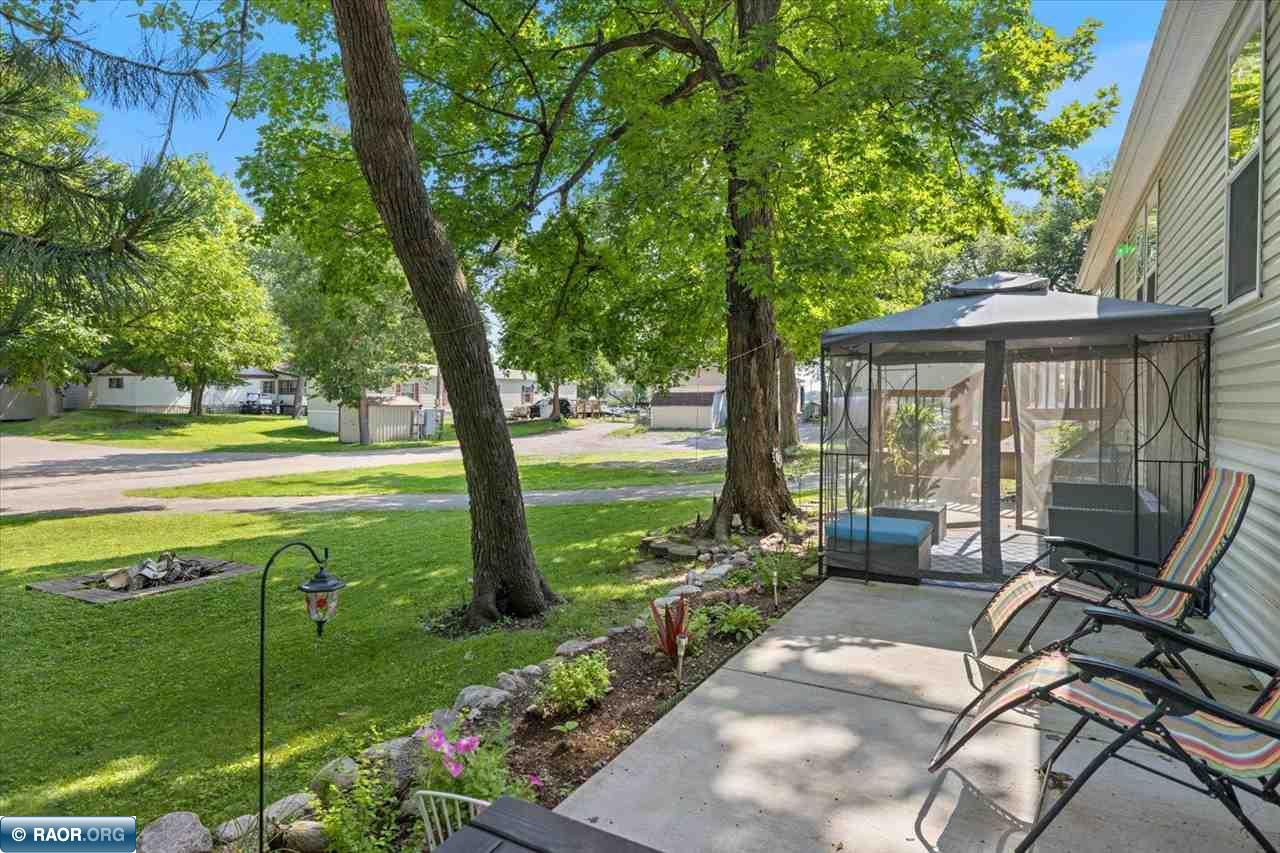 2060 clearwater Forest Dr S