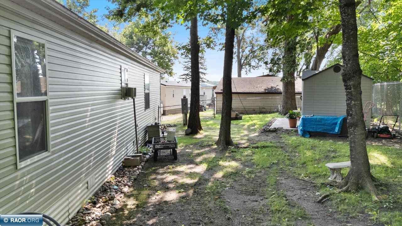 2060 clearwater Forest Dr S