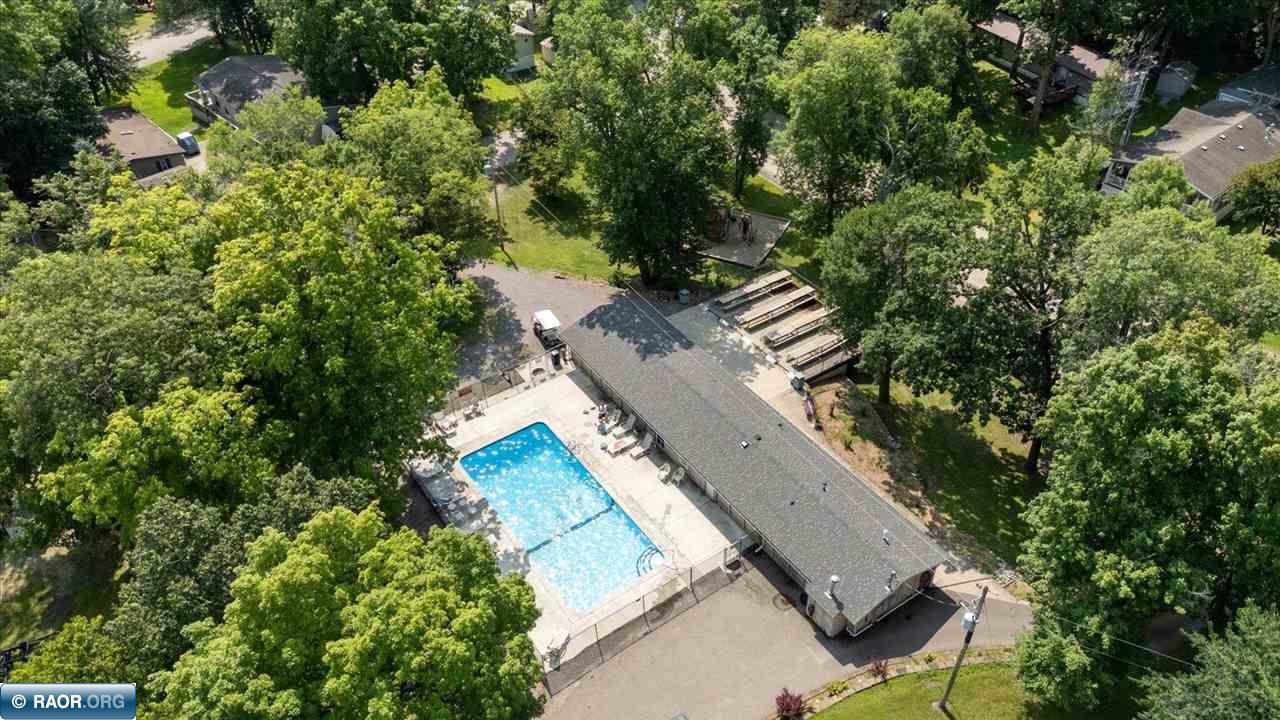 2060 clearwater Forest Dr S