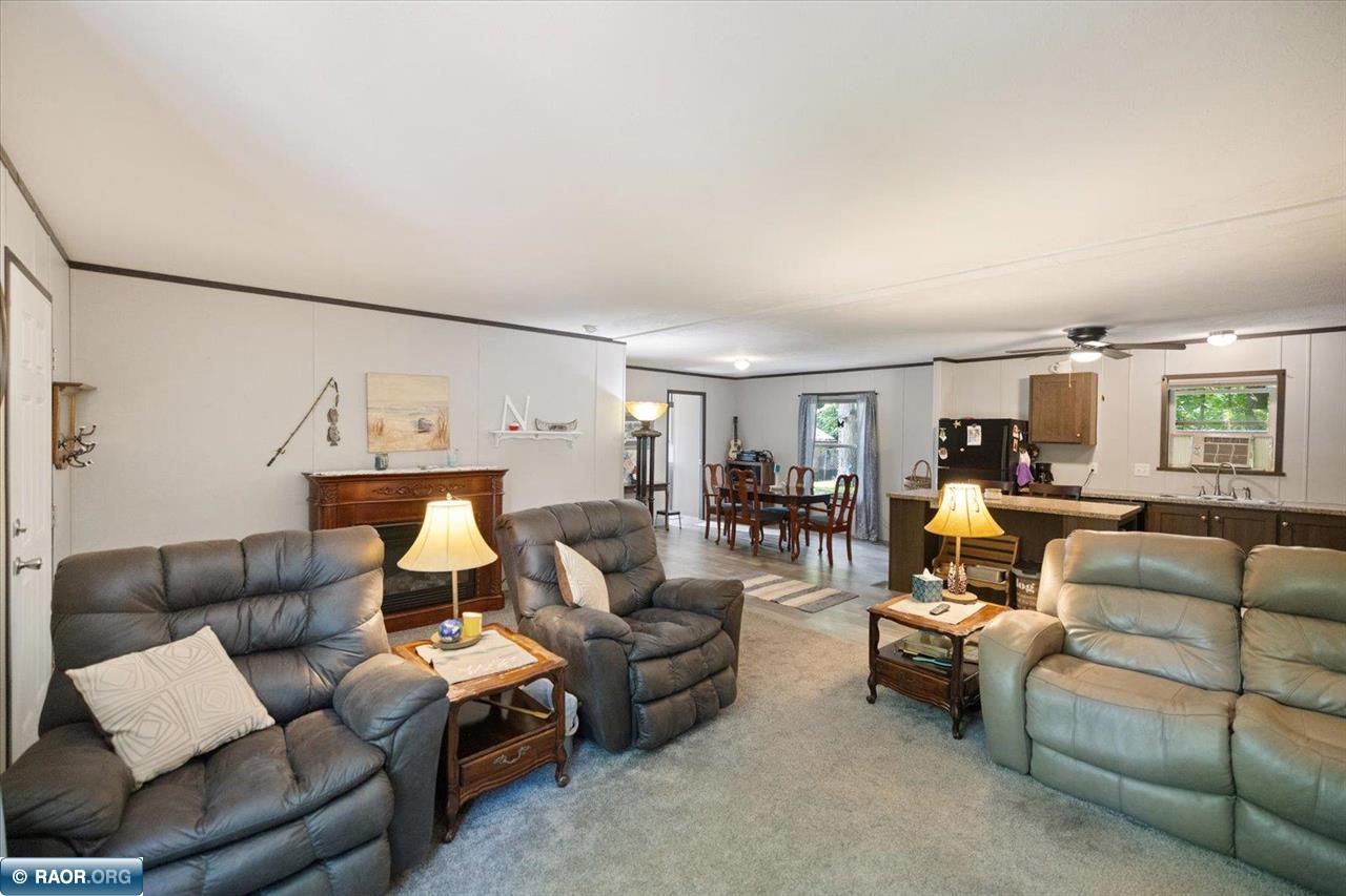 2060 clearwater Forest Dr S