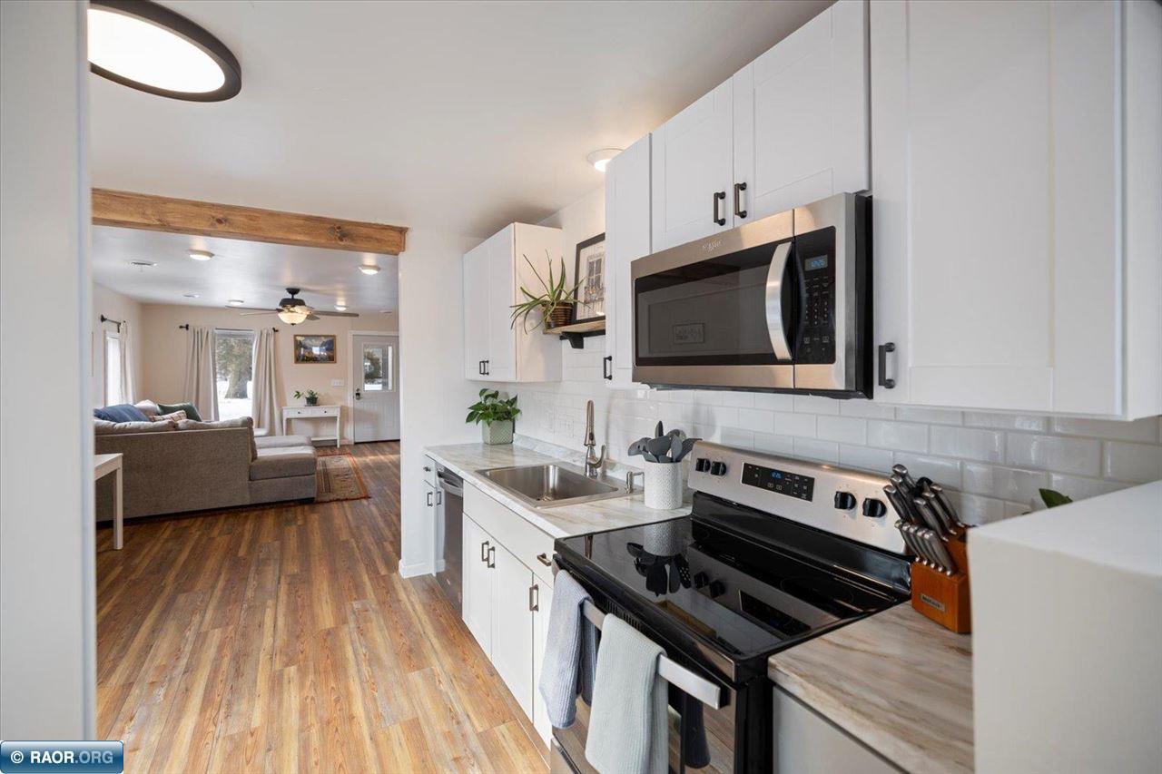 7405 Knollwood Drive