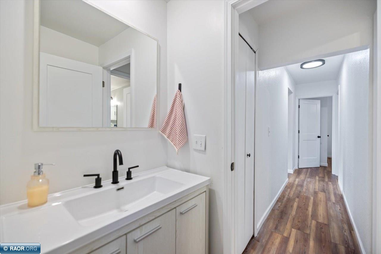 7405 Knollwood Drive