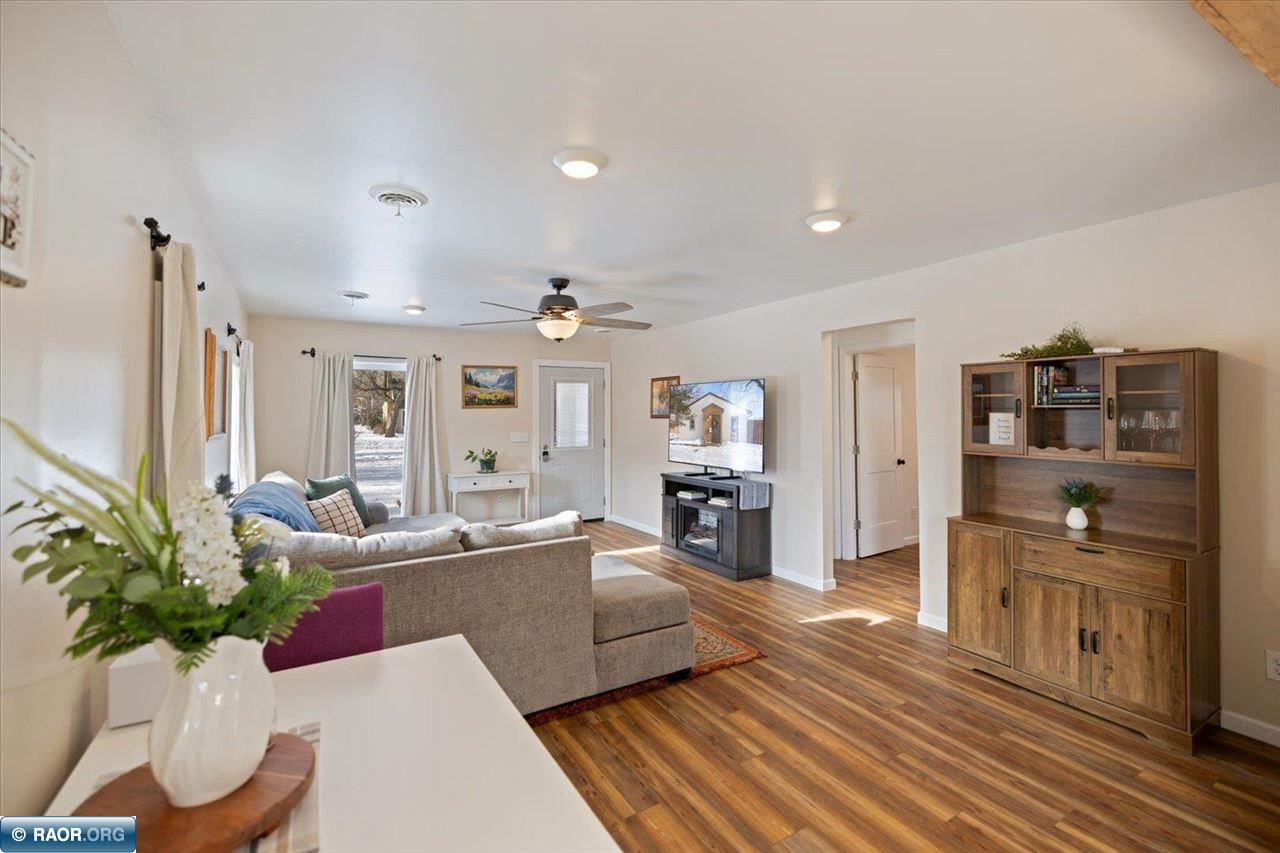 7405 Knollwood Drive