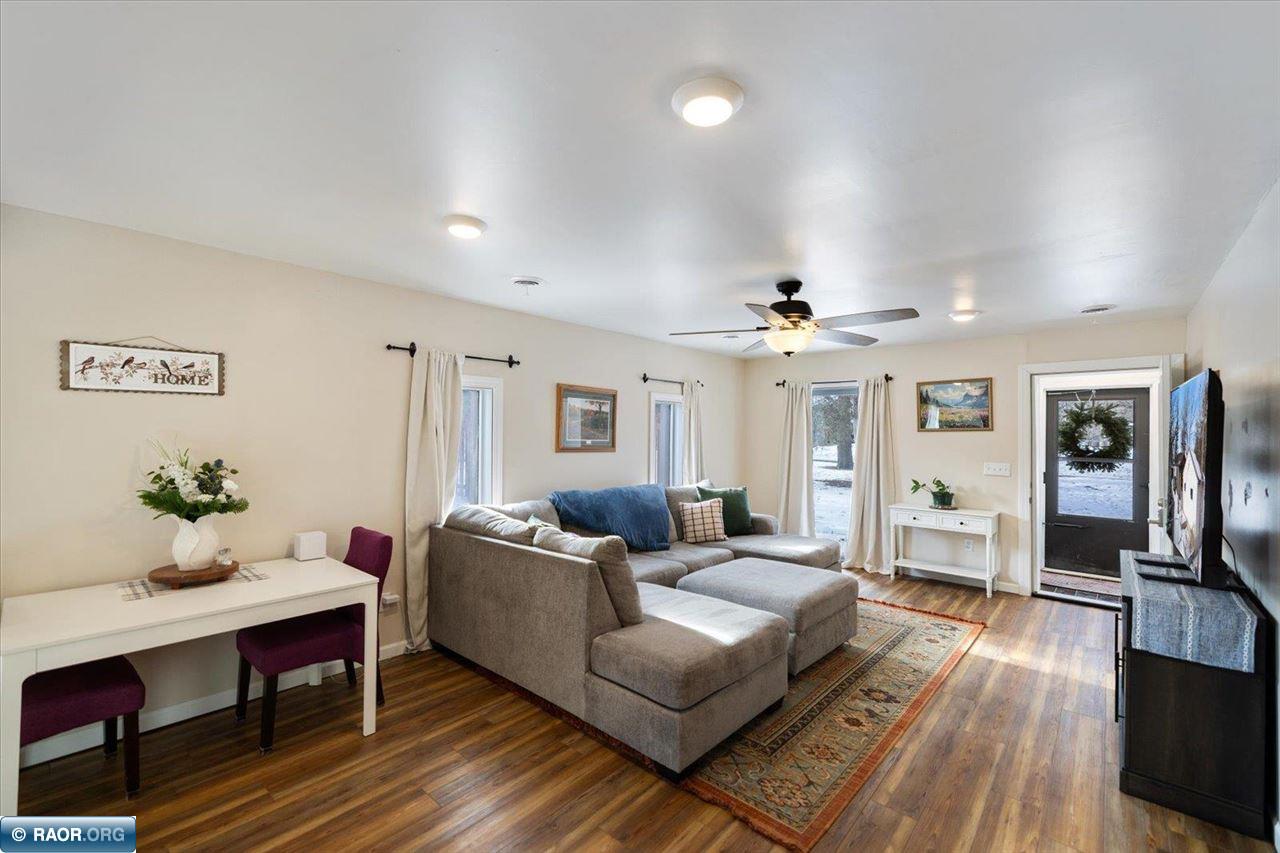 7405 Knollwood Drive