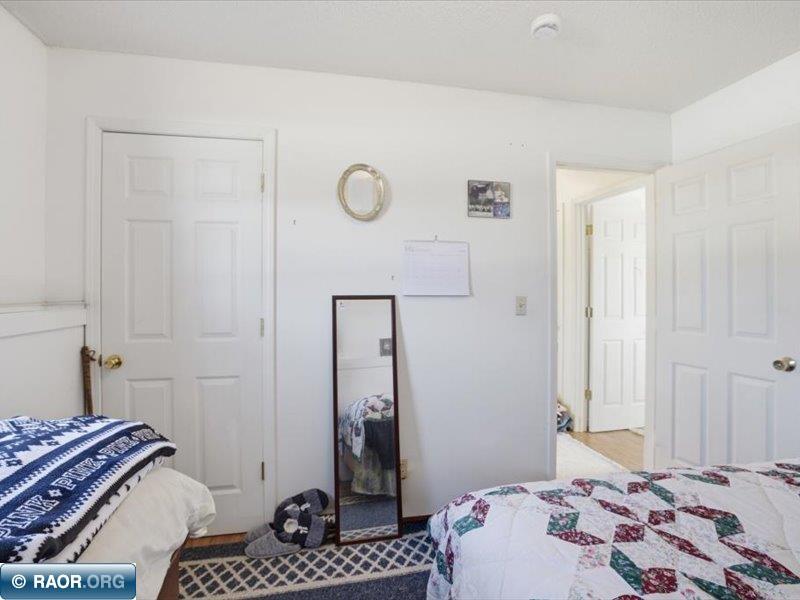 12 Linney St