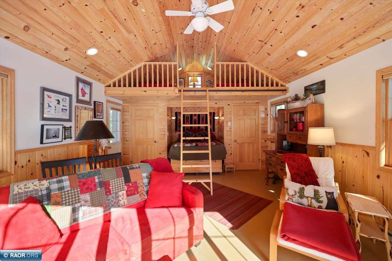 4431 Cedarock