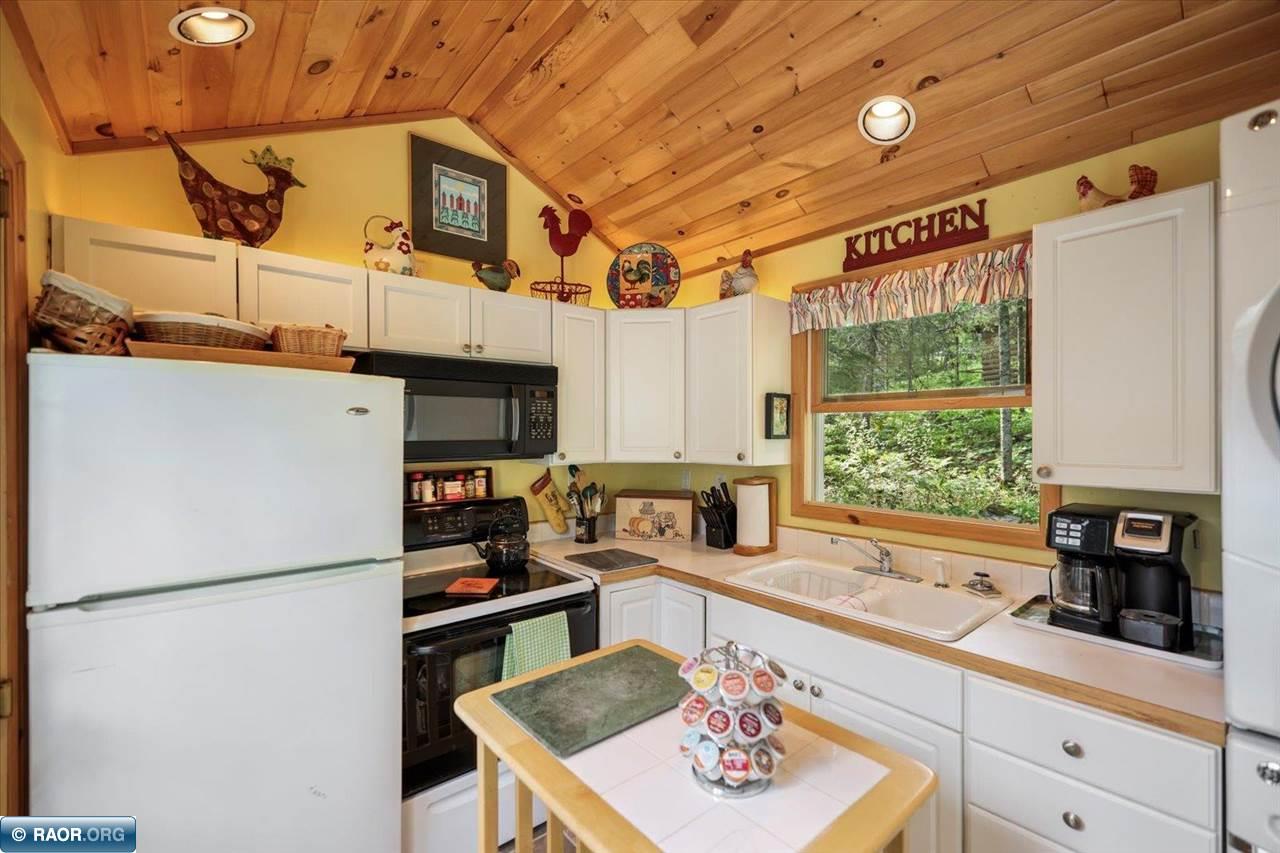 4431 Cedarock