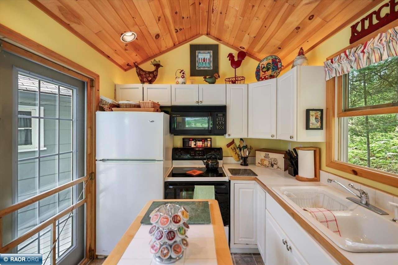 4431 Cedarock