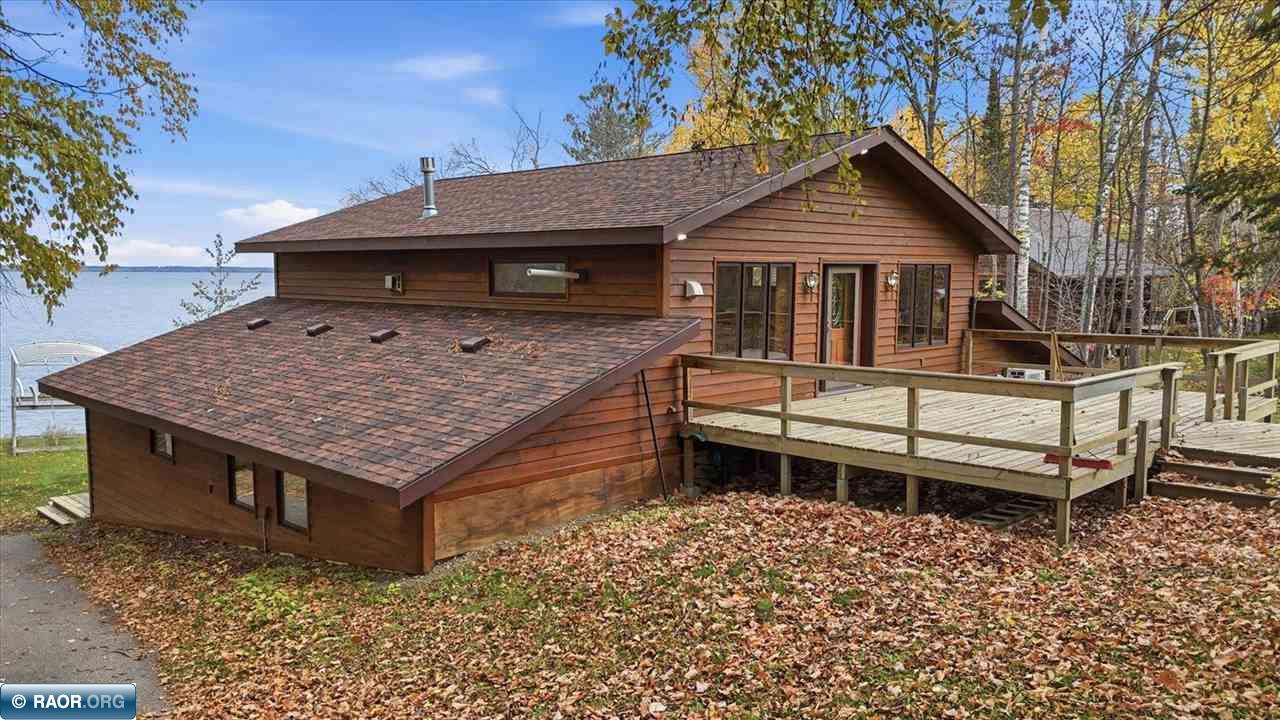 1807 Everett Bay Road