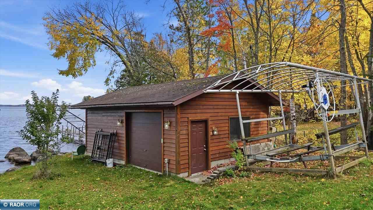 1807 Everett Bay Road