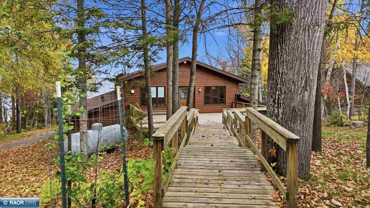 1807 Everett Bay Road