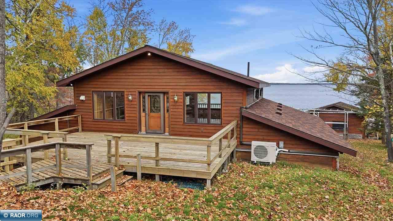 1807 Everett Bay Road