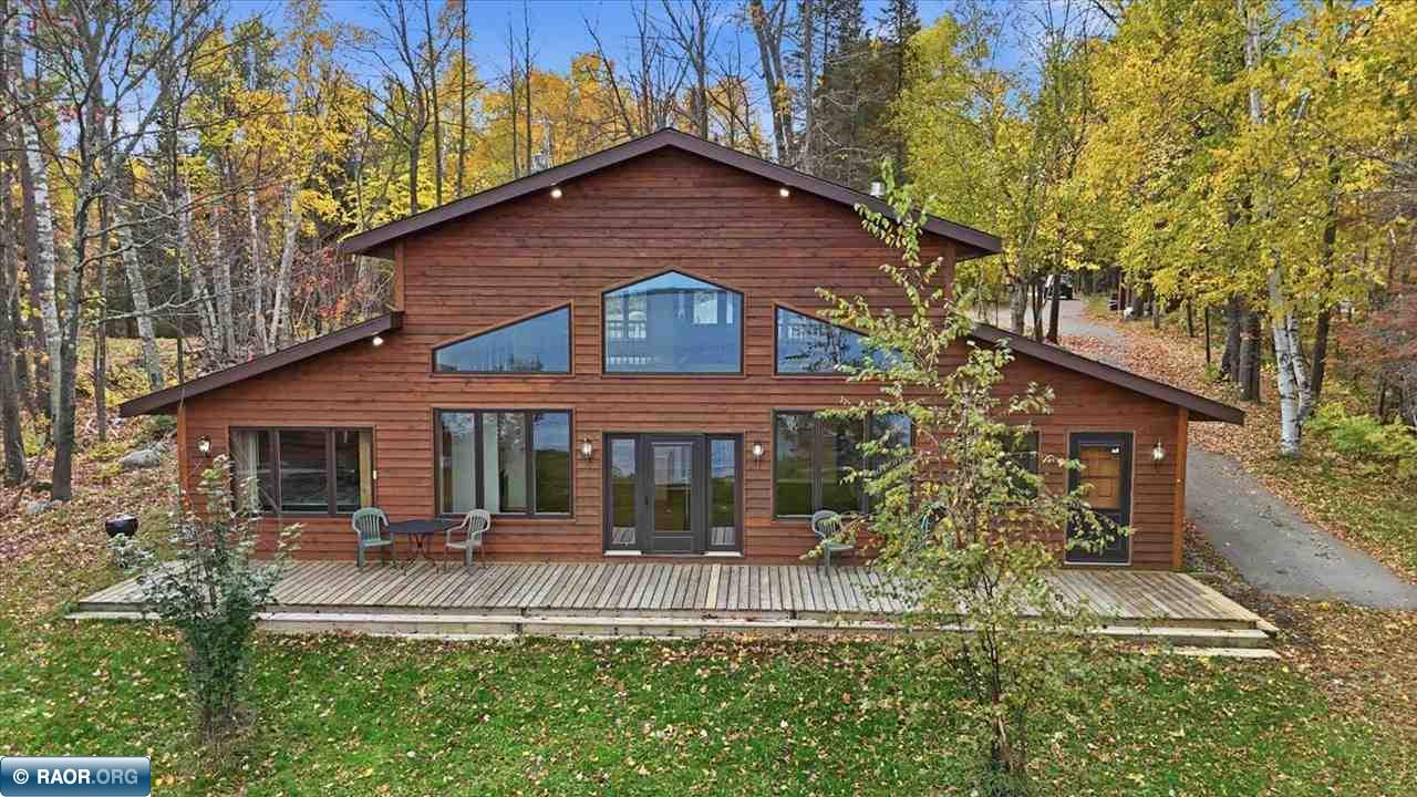 1807 Everett Bay Road
