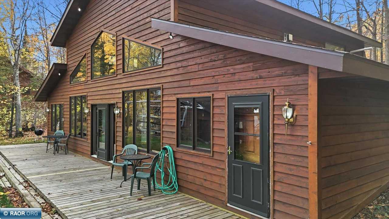 1807 Everett Bay Road