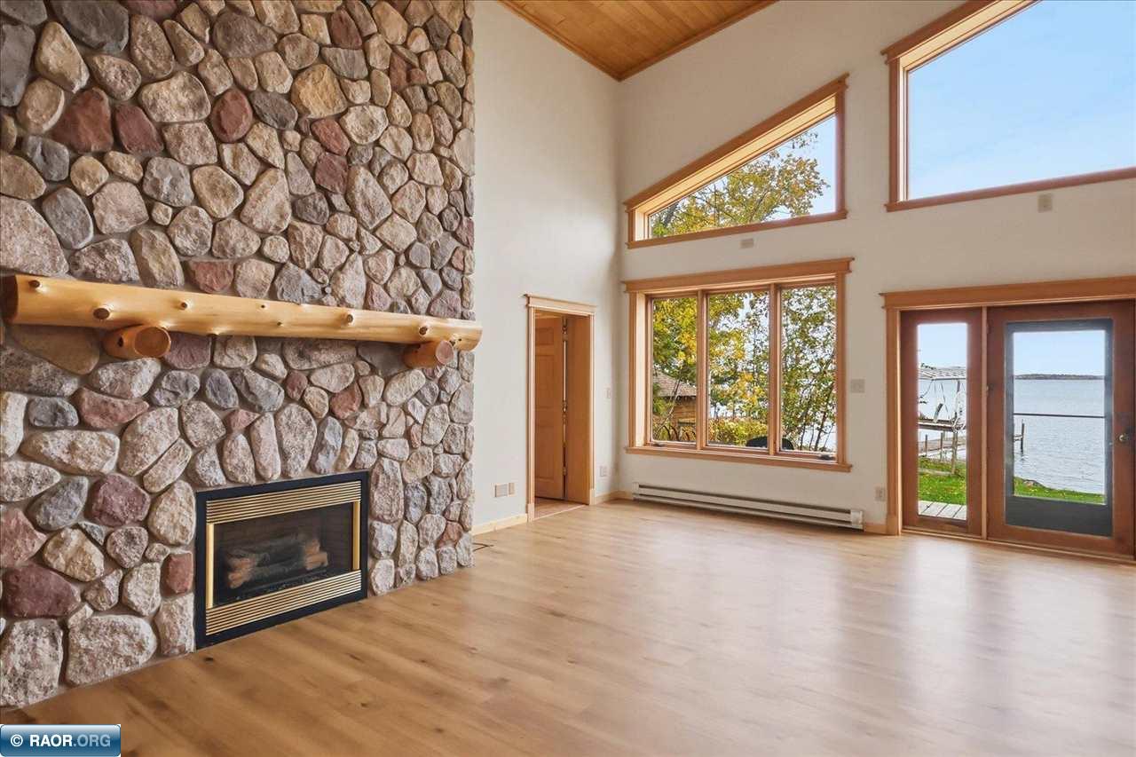 1807 Everett Bay Road