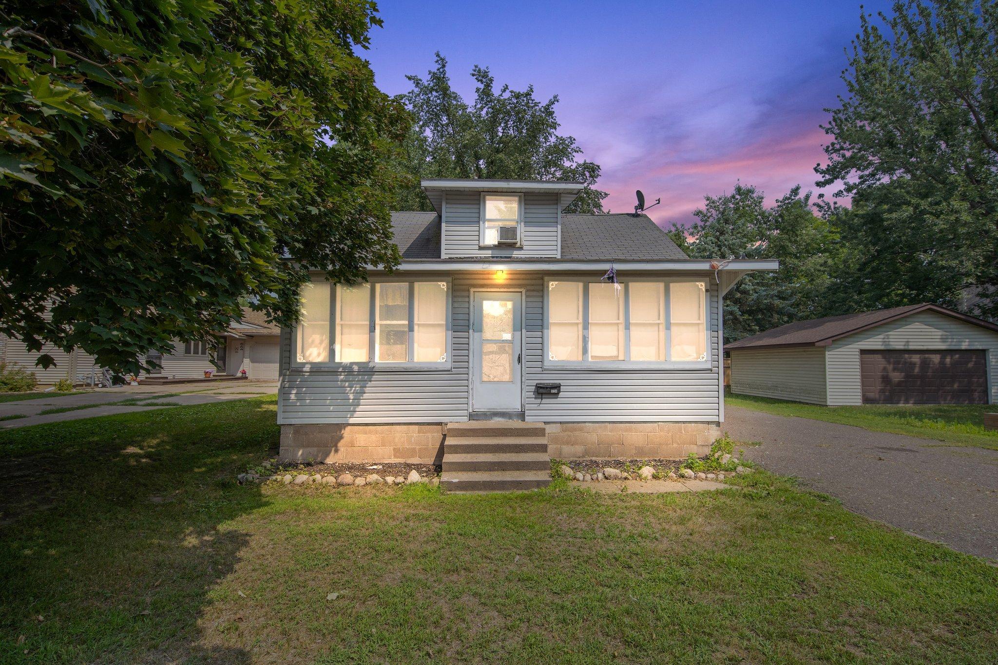 120 SW 9th Street SW