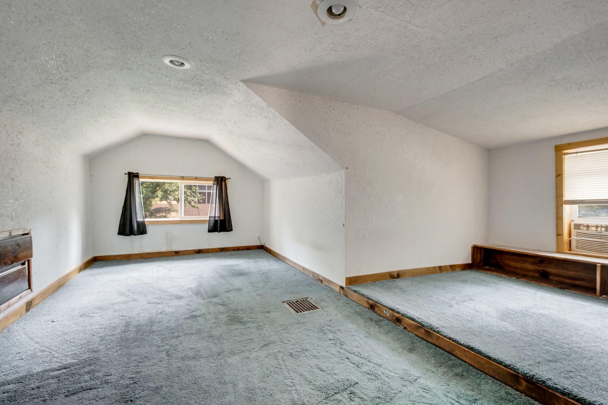 120 SW 9th Street SW