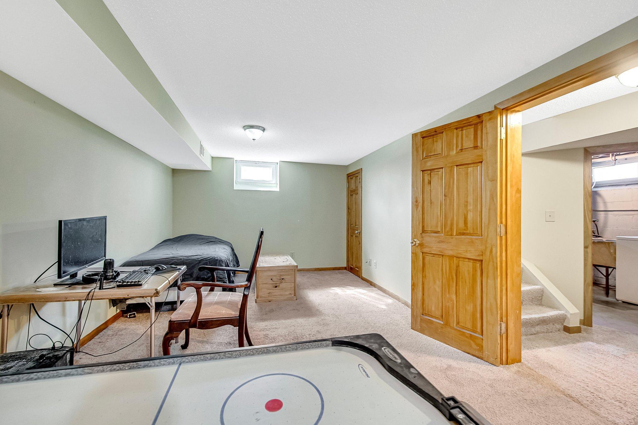 4060 Toledo Avenue S