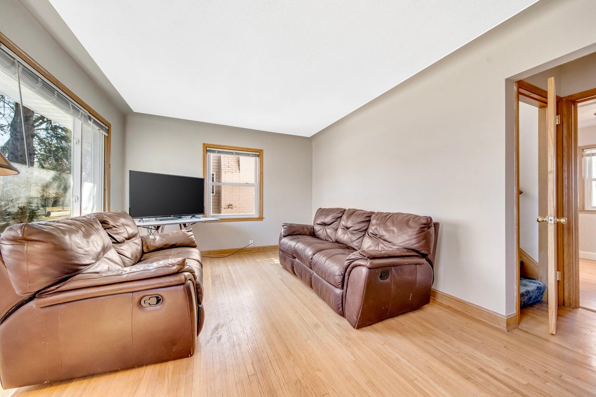 4060 Toledo Avenue S