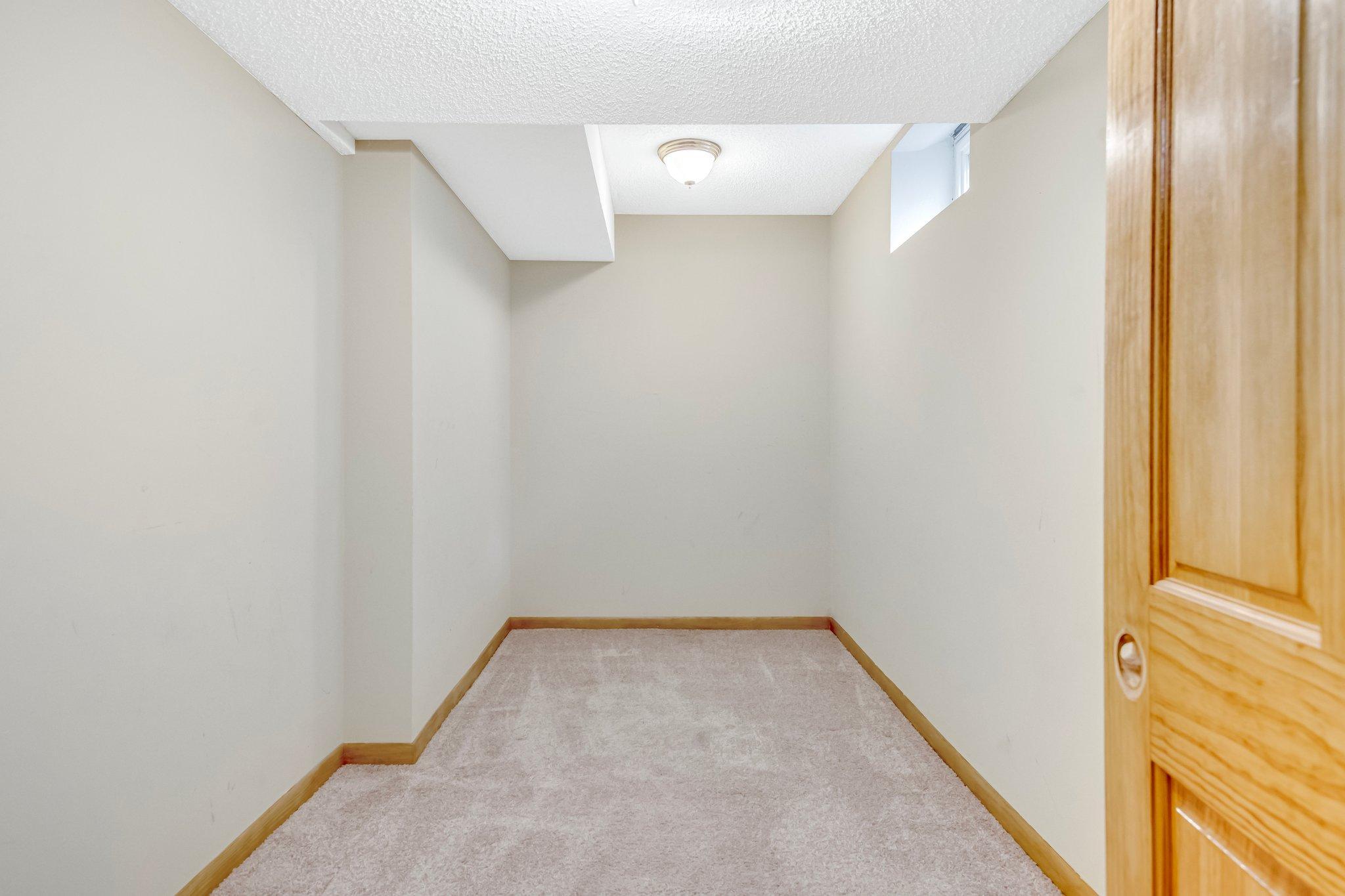 4060 Toledo Avenue S