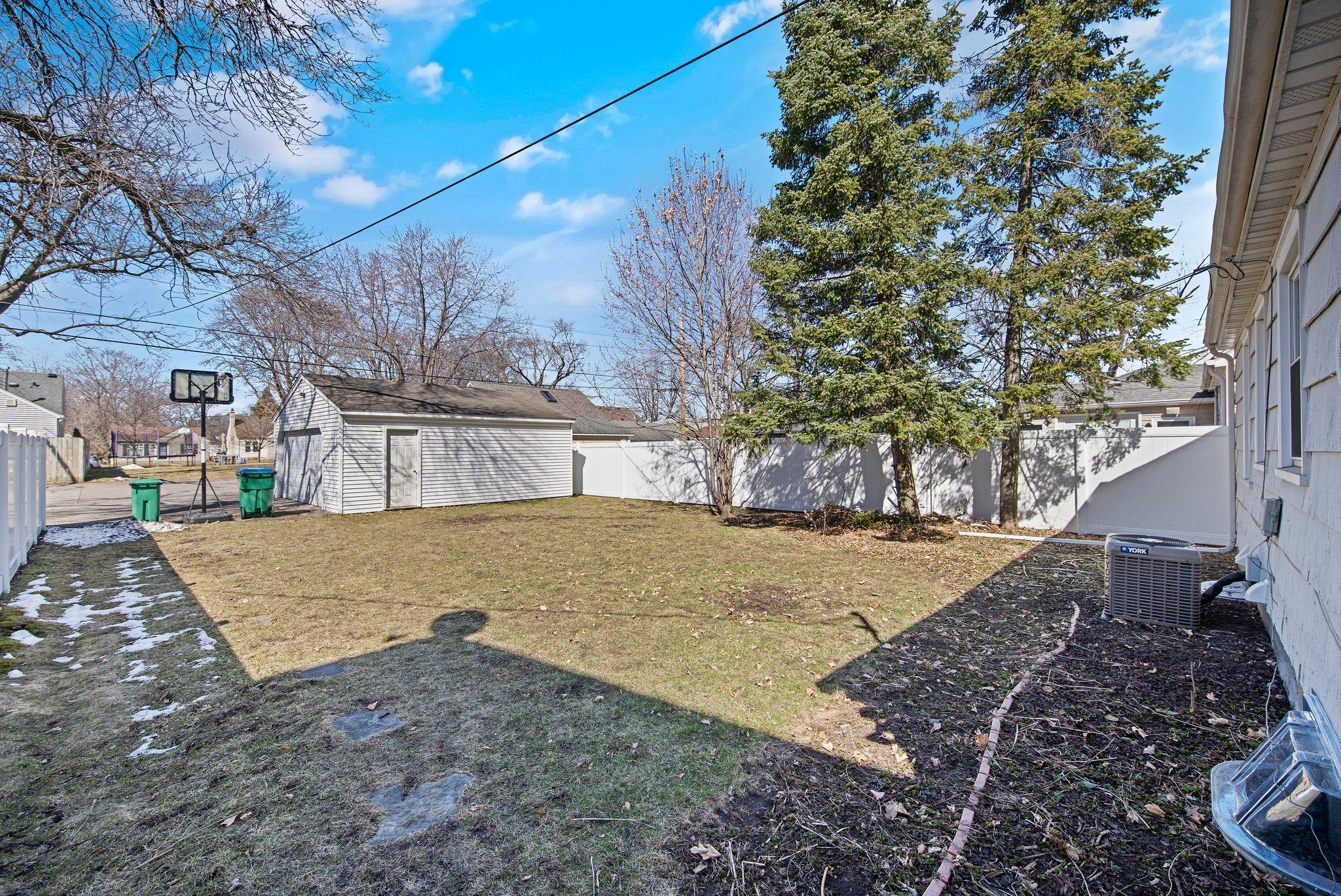 4060 Toledo Avenue S