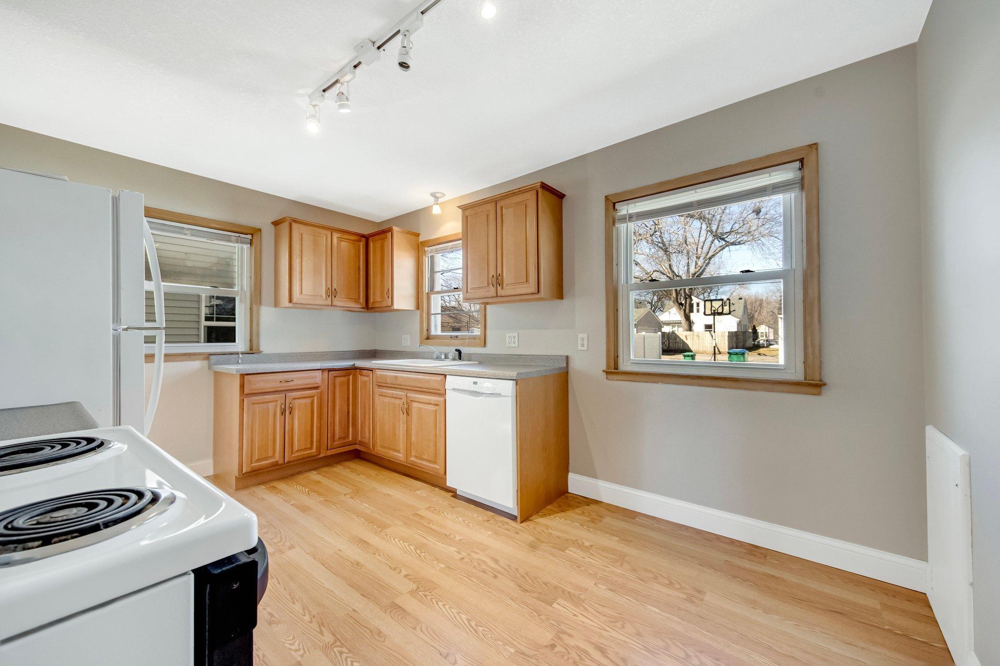 4060 Toledo Avenue S